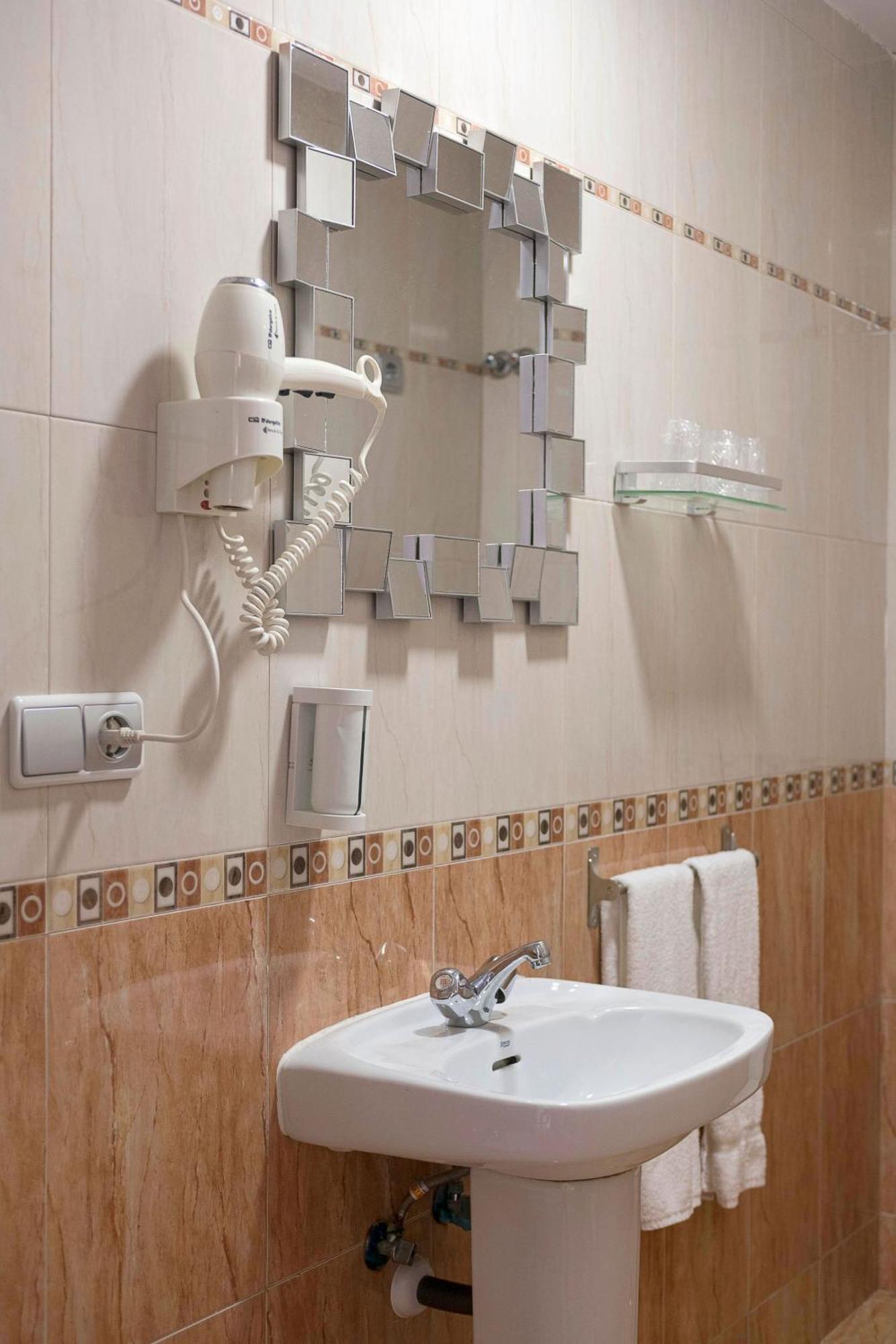 Hostal Colon Cadiz Oda fotoğraf